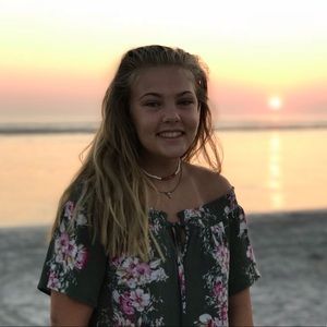 Meet your Posher, Talayna